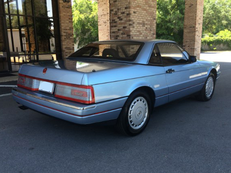 2nd Image of a 1992 CADILLAC ALLANTE