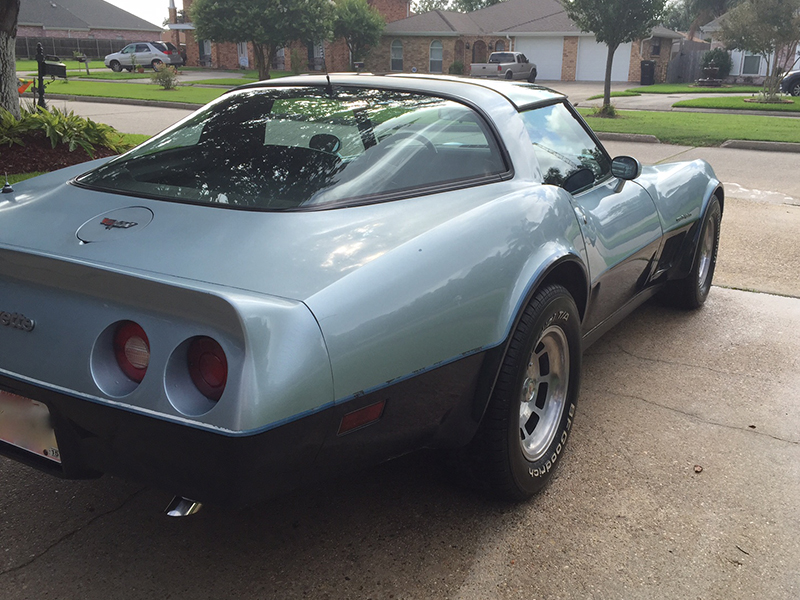 3rd Image of a 1982 CHEVROLET CORVETTE