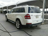 Image 2 of 12 of a 2009 MERCEDES-BENZ GL-CLASS GL550 4MATIC