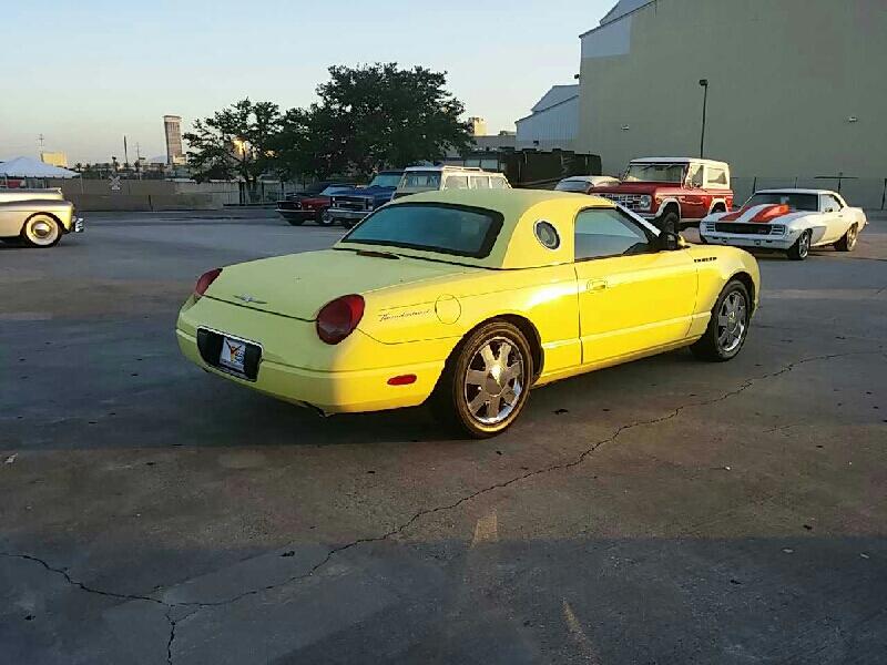 1st Image of a 2002 FORD THUNDERBIRD