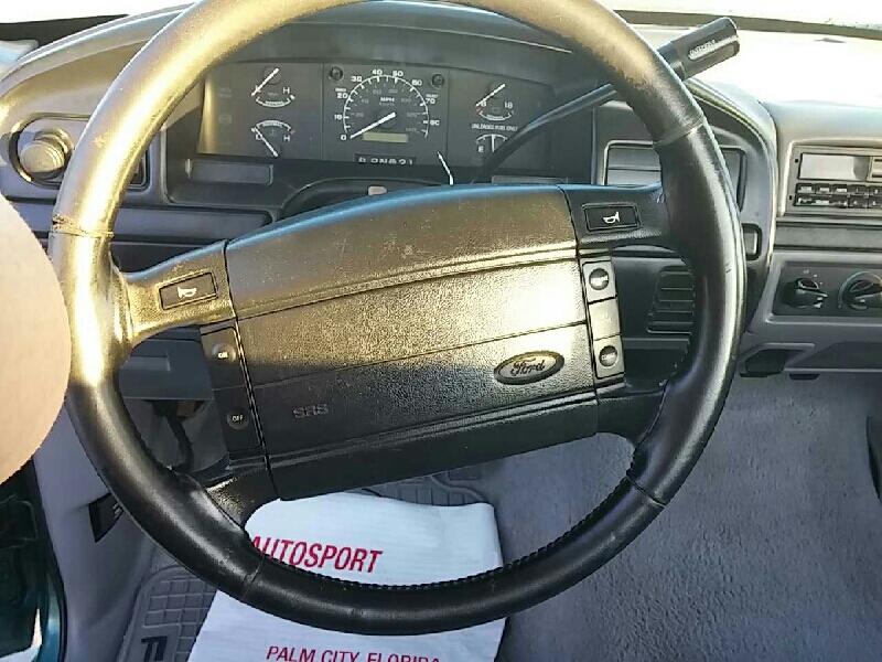 3rd Image of a 1996 FORD F150