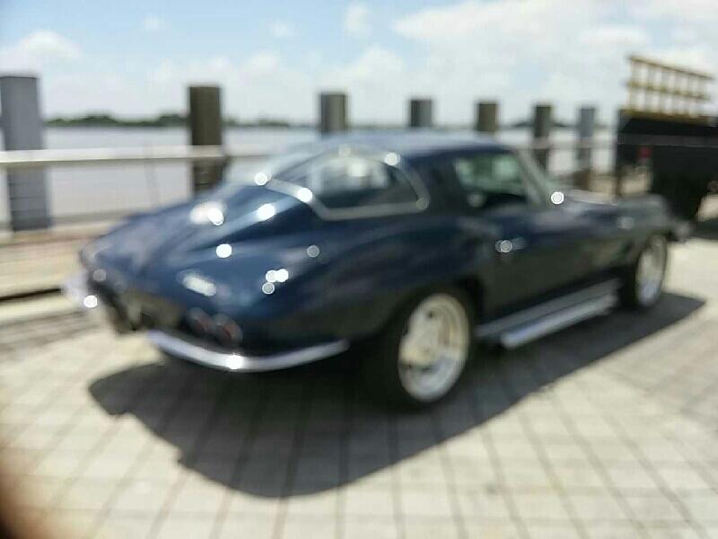 3rd Image of a 1963 CHEVROLET CORVETTE