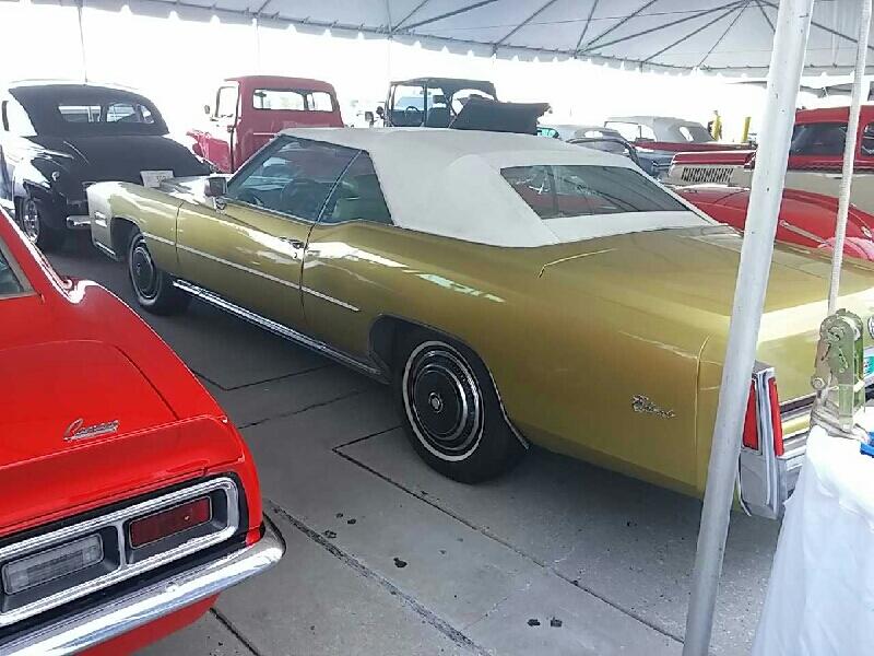 2nd Image of a 1976 CADILLAC ELDORADO