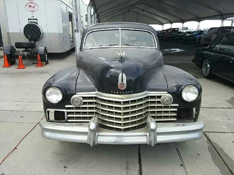 2nd Image of a 1941 CADILLAC LIMO