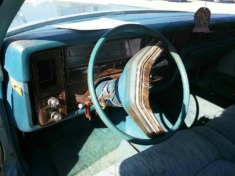 3rd Image of a 1979 LINCOLN CONTINENTAL