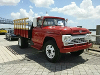 Image 2 of 6 of a 1960 FORD F600