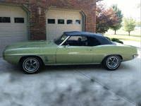 Image 2 of 8 of a 1969 PONTIAC FIREBIRD
