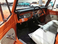 Image 3 of 8 of a 1972 JEEP COMMANDO 4X4