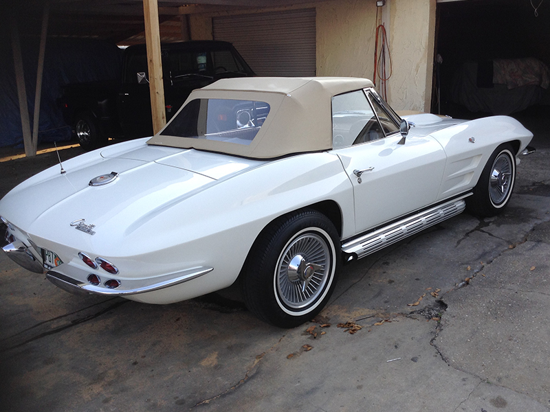 1st Image of a 1964 CHEVROLET CORVETTE STINGRAY