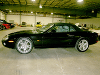Image 5 of 8 of a 2003 JAGUAR XK