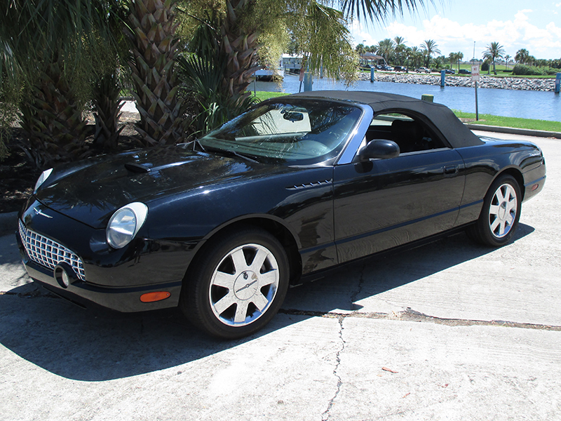 2nd Image of a 2002 FORD THUNDERBIRD