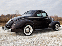 Image 3 of 10 of a 1940 FORD 5 WINDOW