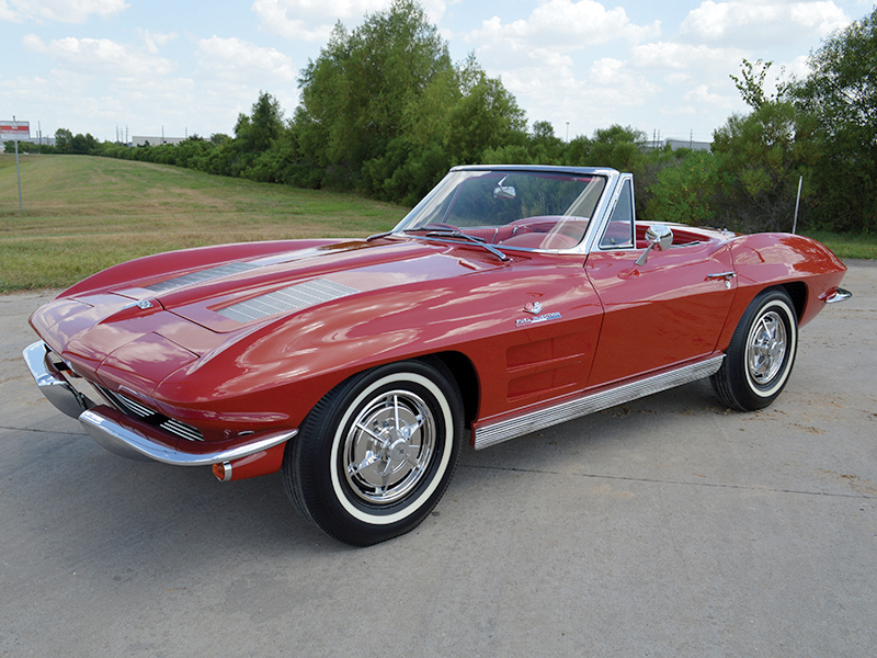 1st Image of a 1963 CHEVROLET CORVETTE