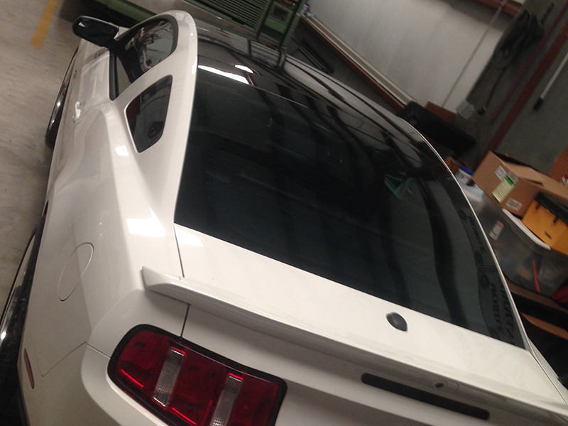 2nd Image of a 2011 FORD MUSTANG GT