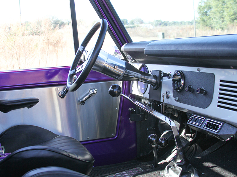 8th Image of a 1966 FORD BRONCO