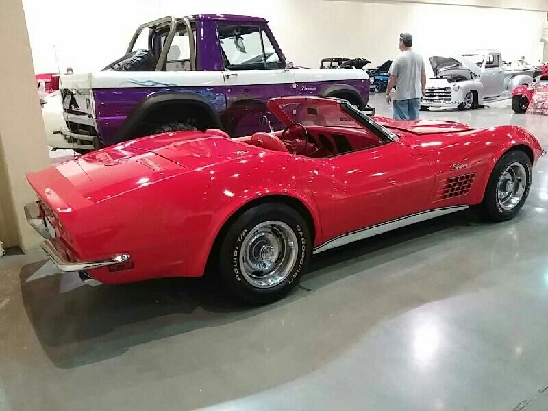 1st Image of a 1971 CHEVROLET CORVETTE