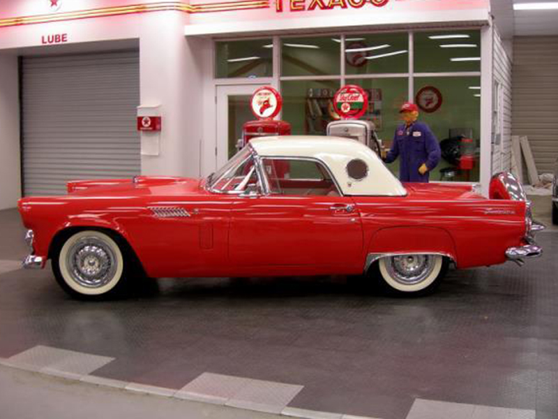 2nd Image of a 1956 FORD THUNDERBIRD