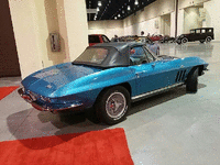 Image 2 of 8 of a 1966 CHEVROLET CORVETTE