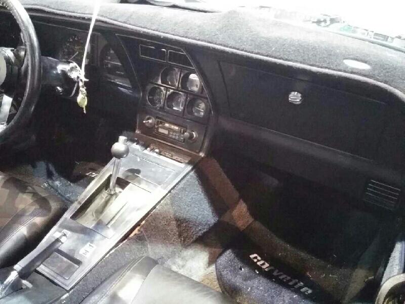 2nd Image of a 1980 CHEVROLET CORVETTE