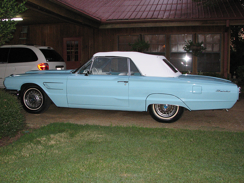 3rd Image of a 1965 FORD THUNDERBIRD