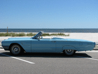 Image 7 of 13 of a 1965 FORD THUNDERBIRD