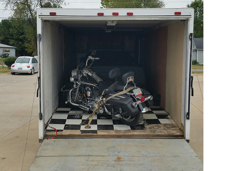 3rd Image of a 1996 HAULMARK WHITE