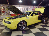 Image 7 of 10 of a 2009 DODGE CHALLENGER SRT-8 CONVERTIBLE