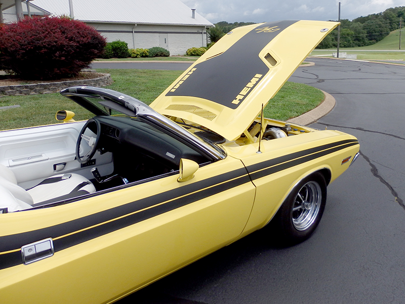 1st Image of a 1971 DODGE CHALLENGER