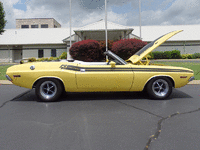 Image 8 of 9 of a 1971 DODGE CHALLENGER