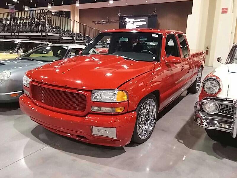 0th Image of a 2001 GMC SIERRA 1500