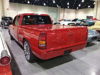 Image 2 of 9 of a 2001 GMC SIERRA 1500