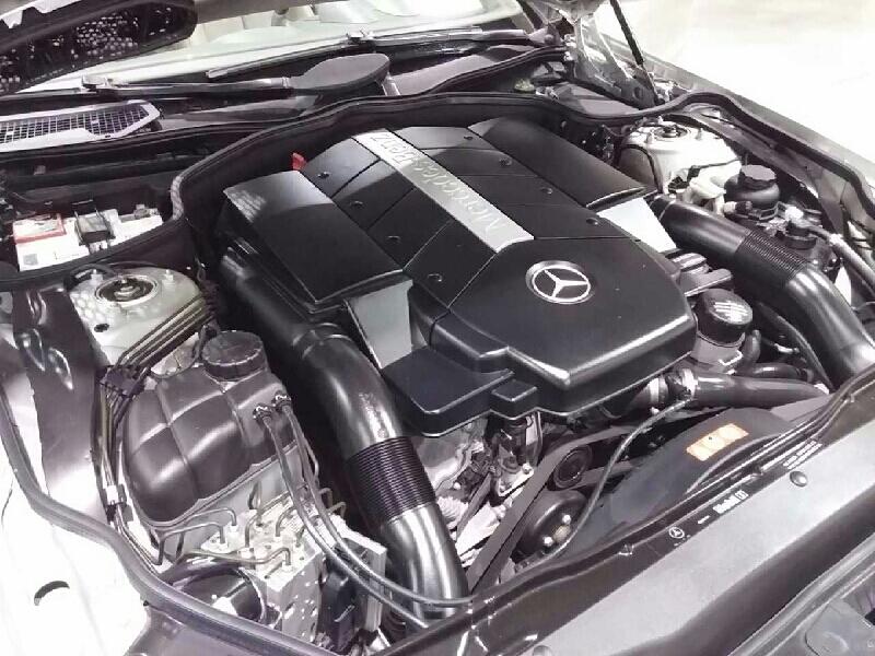 4th Image of a 2005 MERCEDES-BENZ SL-CLASS SL500