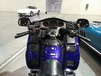 Image 3 of 4 of a 2002 HONDA GL1800