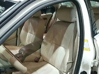Image 4 of 9 of a 2004 JAGUAR S-TYPE