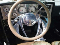 Image 5 of 8 of a 1985 CHEVROLET C10