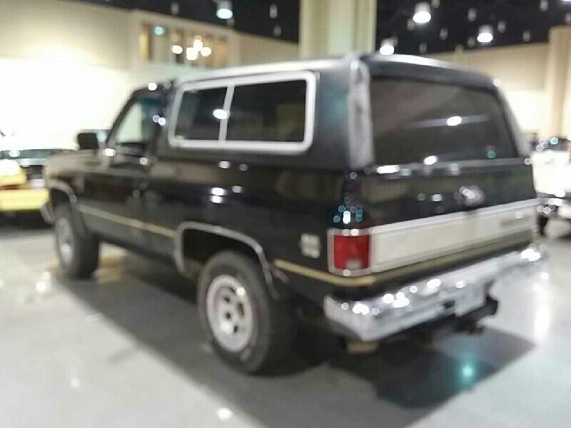 1st Image of a 1987 CHEVROLET BLAZER