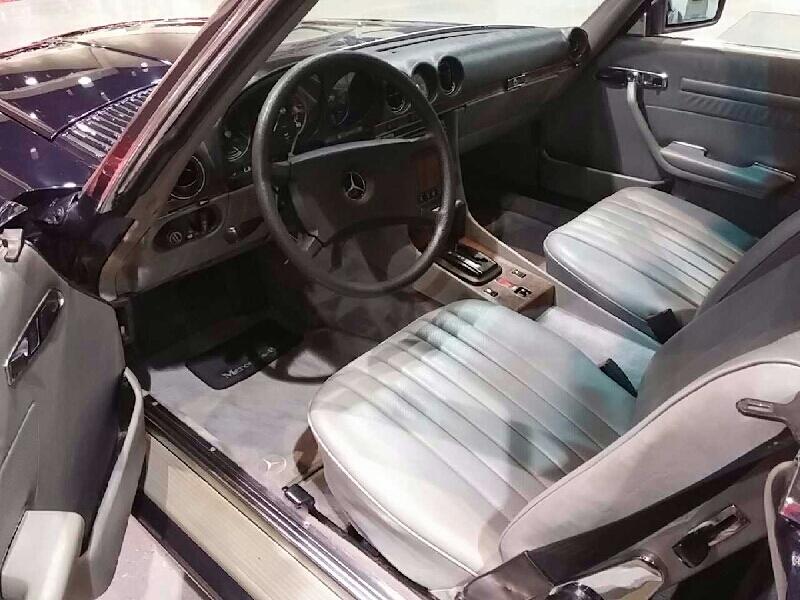 4th Image of a 1984 MERCEDES-BENZ 380SL