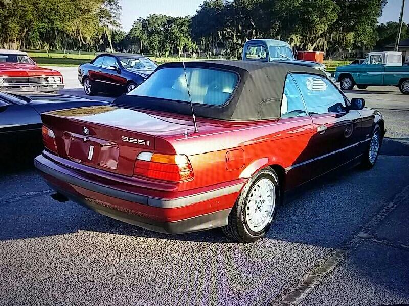 2nd Image of a 1994 BMW 3 SERIES 325IC
