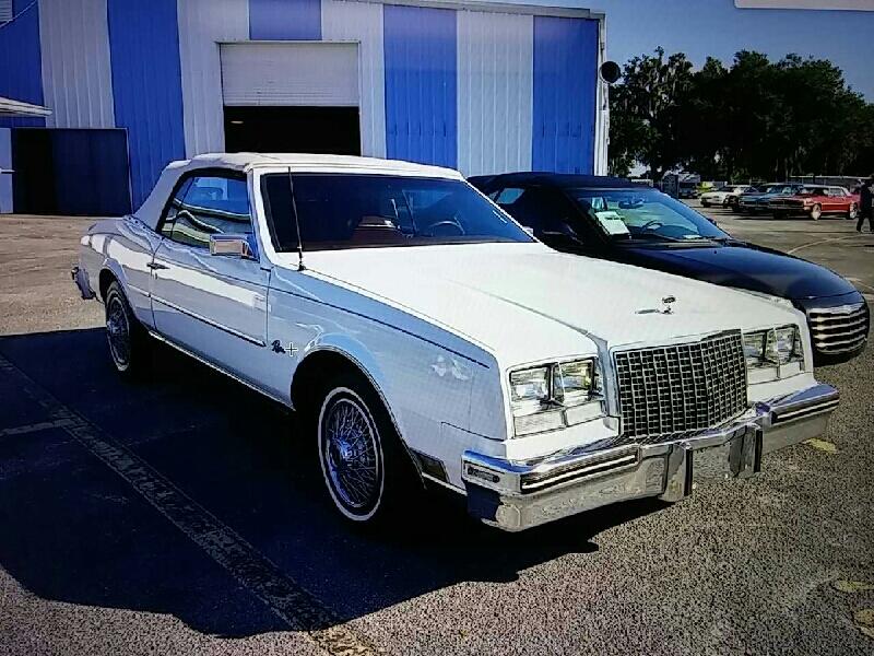 1st Image of a 1982 BUICK RIVIERA