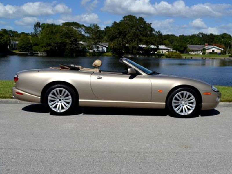 5th Image of a 2006 JAGUAR XK8 XK