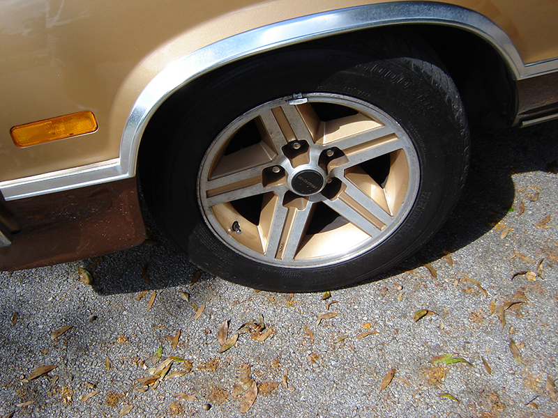 6th Image of a 1987 CHEVROLET EL CAMINO