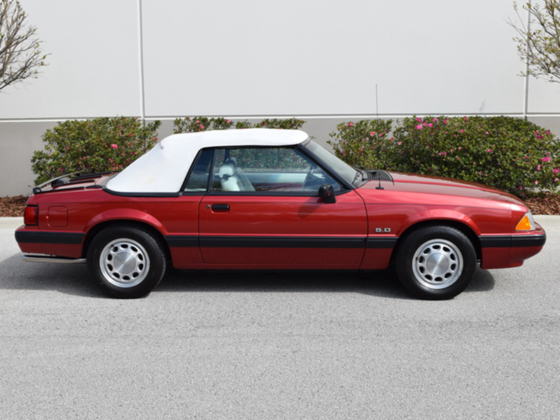 4th Image of a 1990 FORD MUSTANG XL