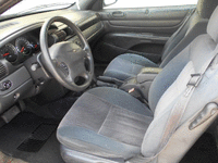 Image 4 of 6 of a 2004 CHRYSLER SEBRING LX