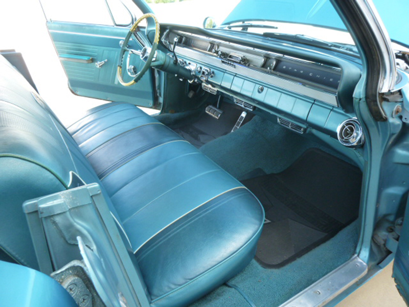 3rd Image of a 1962 PONTIAC STARCHIEF