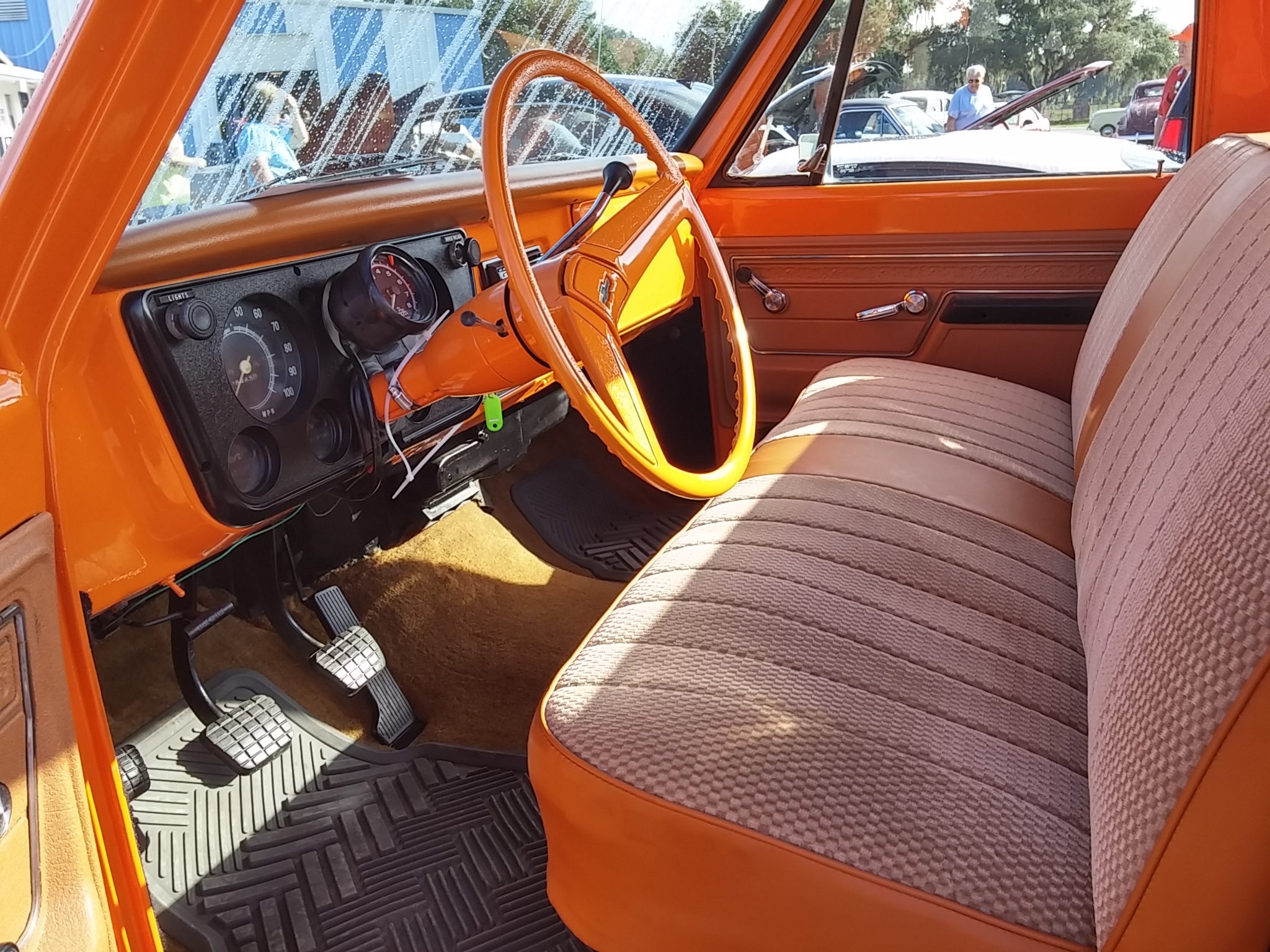 6th Image of a 1970 CHEVROLET C10