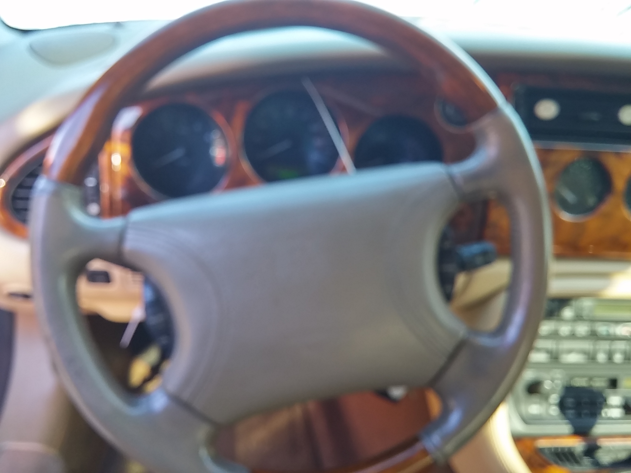 5th Image of a 1997 JAGUAR XK8