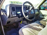 Image 8 of 11 of a 1993 CHEVROLET BLAZER K1500