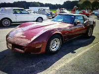 Image 2 of 9 of a 1982 CHEVROLET CORVETTE