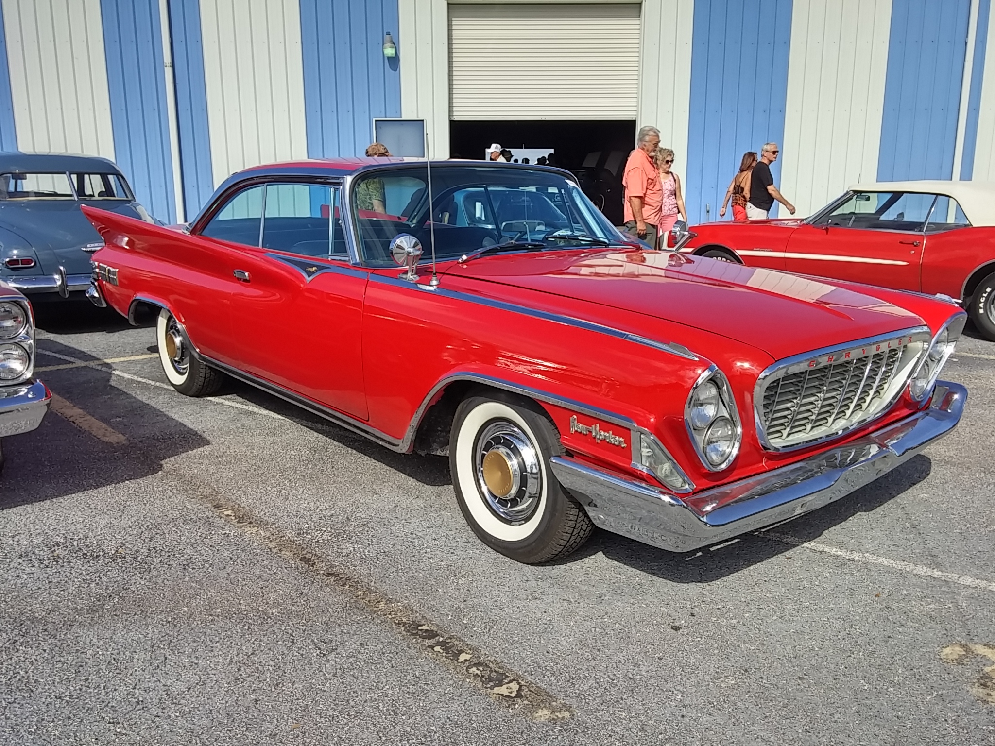 1st Image of a 1961 CHRYSLER NEW YORKER