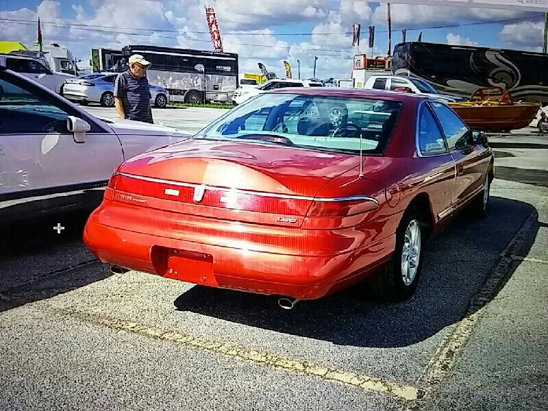 2nd Image of a 1996 LINCOLN MARK VIII